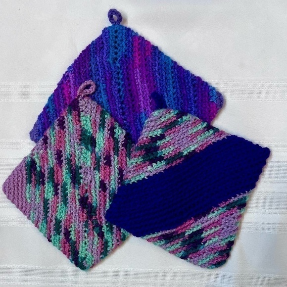 Hand Crafted Crochet Hot Pad Pot Holders Set of 3 NEW - Picture 3 of 6